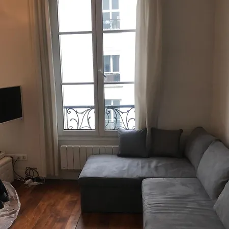1 Bdr Cosy Parisian Appartment, Close To Marais *