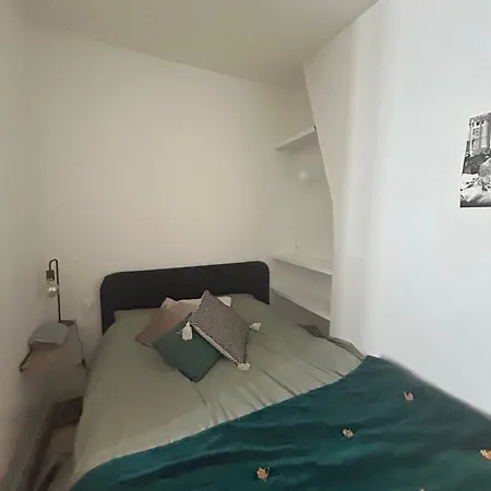 1 Bdr Cosy Parisian Appartment, Close To Marais 아파트