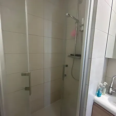 1 Bdr Cosy Parisian Appartment, Close To Marais Apartment Paris